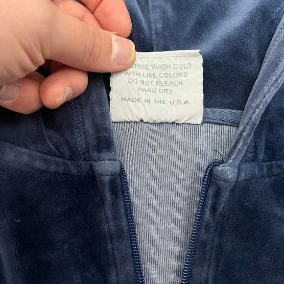 Vintage Y2K velvet bedazzled‎ juicy couture ankh royalty full zip up hoodie - Picture 4 of 7